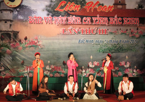 Bắc Ninh: Tổ chức Liên hoan Đàn và hát Dân ca lần thứ III năm 2014