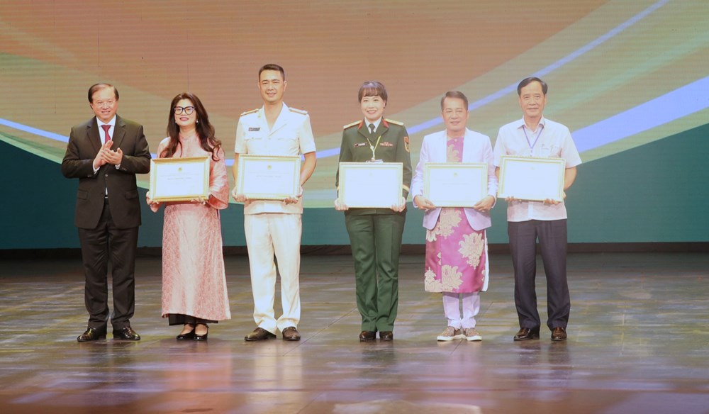 Bế mạc và trao giải Liên hoan nghệ thuật sân khấu về hình tượng người chiến sĩ công an