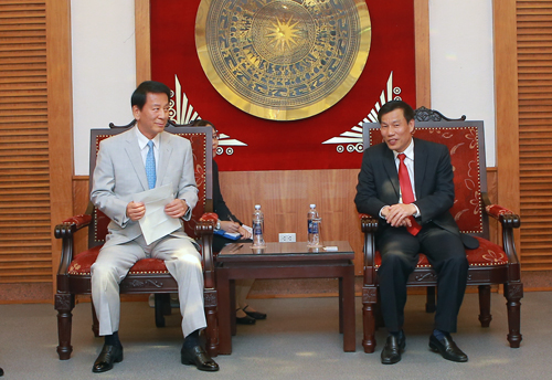 Bộ trưởng Nguyễn Ngọc Thiện tiếp Đại sứ Đặc biệt Nhật-Việt/Việt-Nhật Sugi Ryotaro