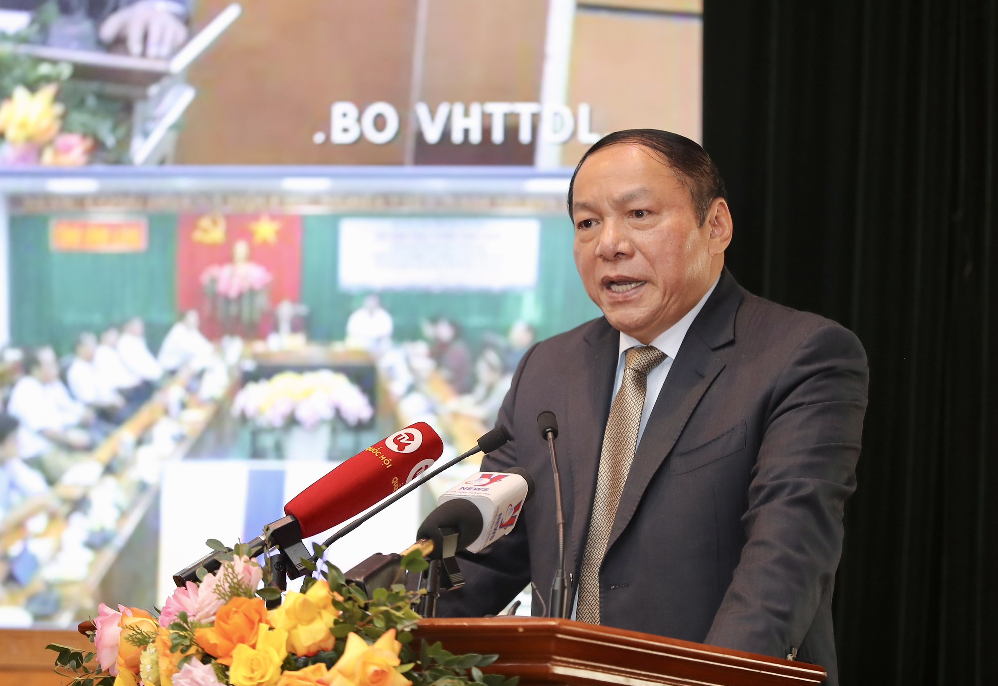 Bộ trưởng Nguyễn Văn Hùng: Cán bộ ngành Văn hóa cần nhẫn nại, "quả chín trên cây là quả chín dần dà"