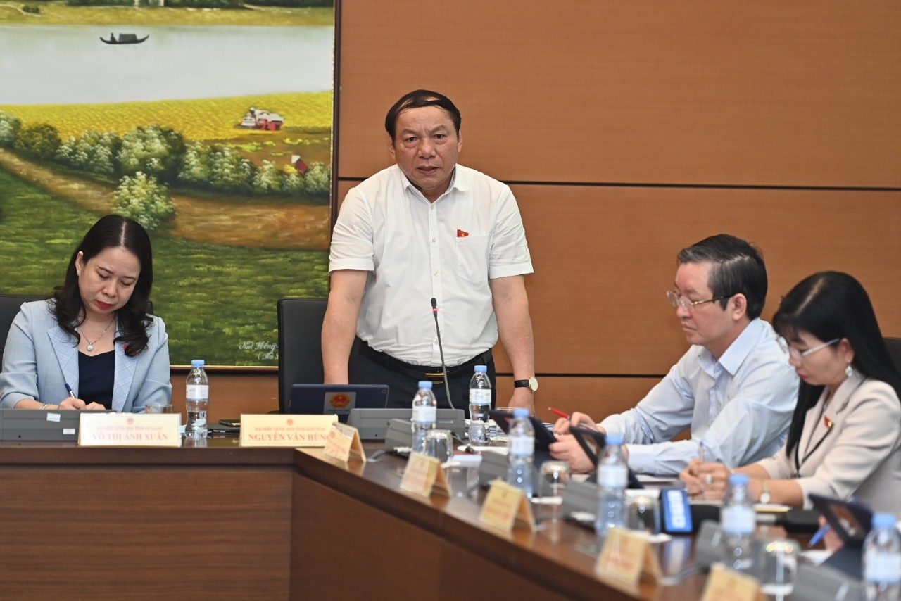 Bộ trưởng Nguyễn Văn Hùng: "Chúng tôi không nhận thành tích SEA Games cho riêng Bộ mình"