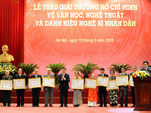 Bộ VHTTDL: Ban hành Kế hoạch xét tặng “Giải thưởng Hồ Chí Minh”, “Giải thưởng Nhà nước” về VHNT năm 2016