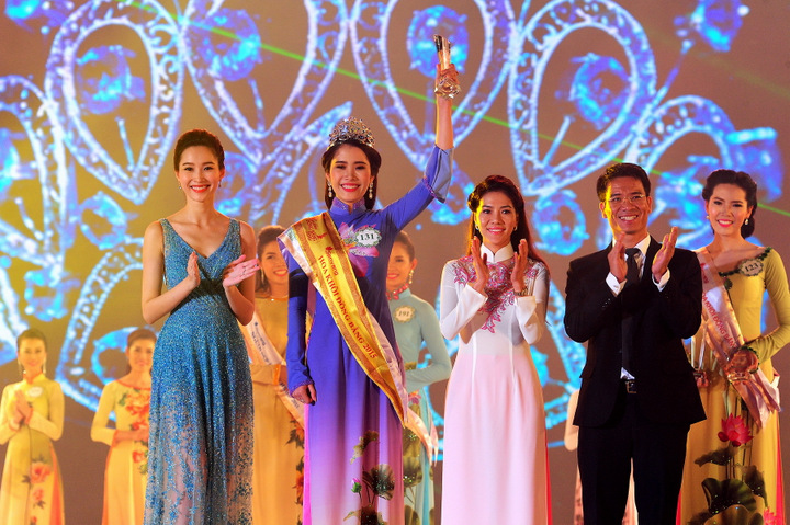 Cuộc thi Hoa khôi ĐBSCL 2015: Người đẹp Nguyễn Thị Lệ Nam Em đăng quang
