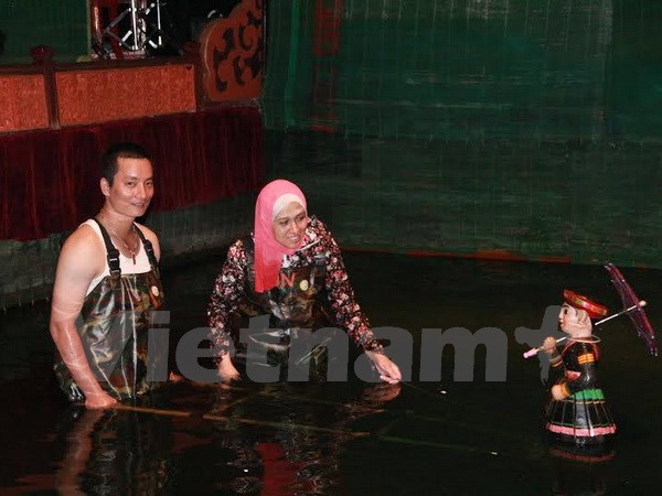 Đưa nghệ thuật múa rối nước Việt Nam tới gần công chúng Ai Cập