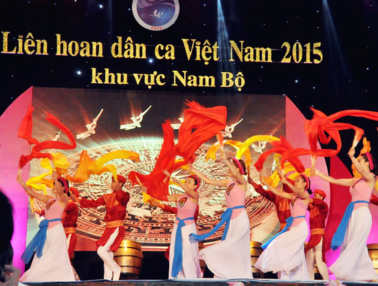 Khai mạc Liên hoan dân ca Việt Nam 2015 khu vực Nam Bộ