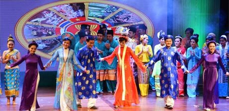 Liên hoan Nghệ thuật Ca múa nhạc chuyên nghiệp Campuchia, Lào, Myanmar, Thái Lan và Việt Nam