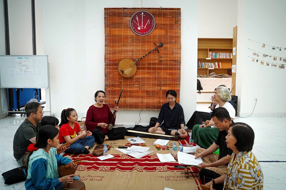 Nghệ thuật truyền thống “hồi sinh” trong không gian cộng đồng