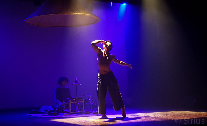 ​“Nón”: vở múa đương đại kết hợp âm nhạc dân tộc hội ngộ khán giả Việt Nam
