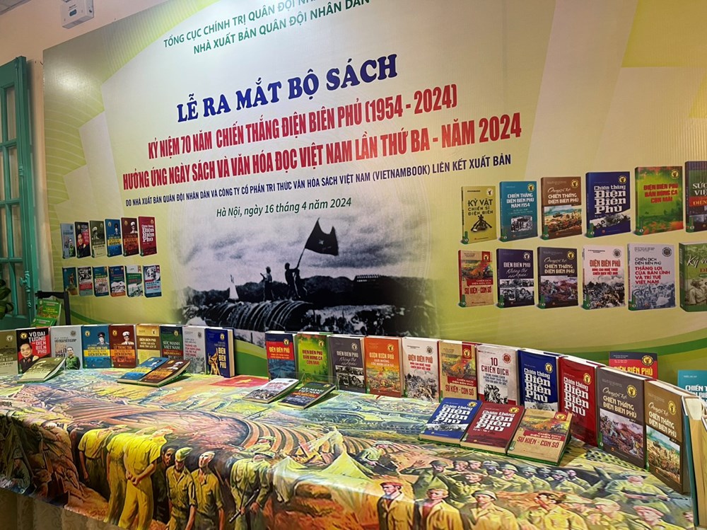 Ra mắt bộ sách Kỷ niệm 70 năm Chiến thắng Điện Biên Phủ