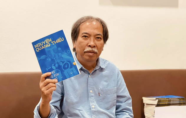 Thơ đang ở đâu trong thị trường sách: Bài 3 - Người cầm bút cần làm gì để “tự cứu mình”?