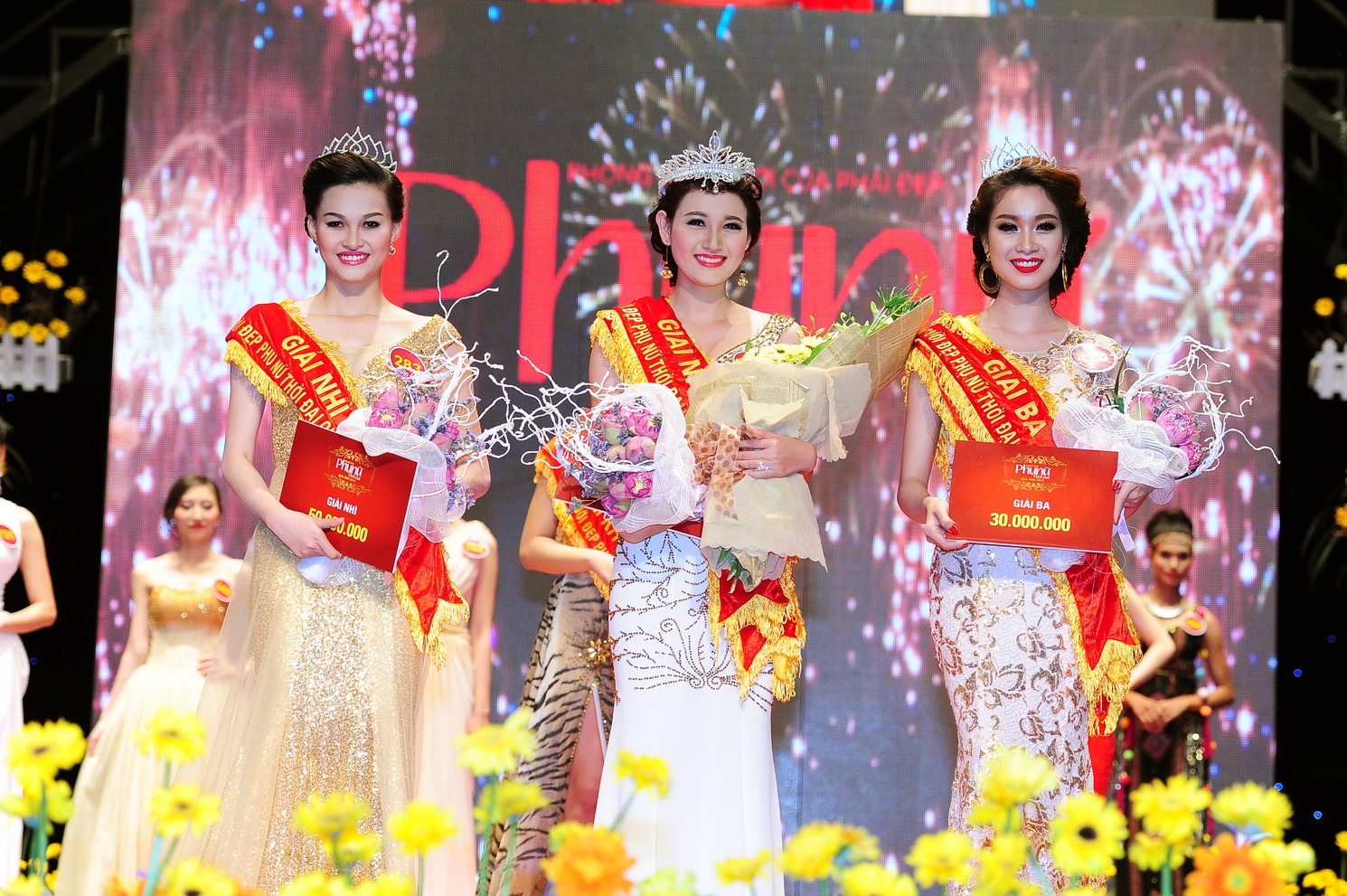 Tổ chức cuộc thi người đẹp trong năm 2015