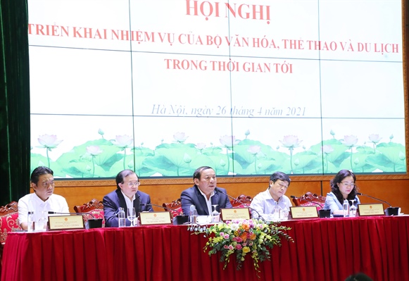 Triển khai nhiệm vụ của Bộ VHTTDL, Bộ trưởng Nguyễn Văn Hùng: Quyết liệt hành động, khát vọng cống hiến