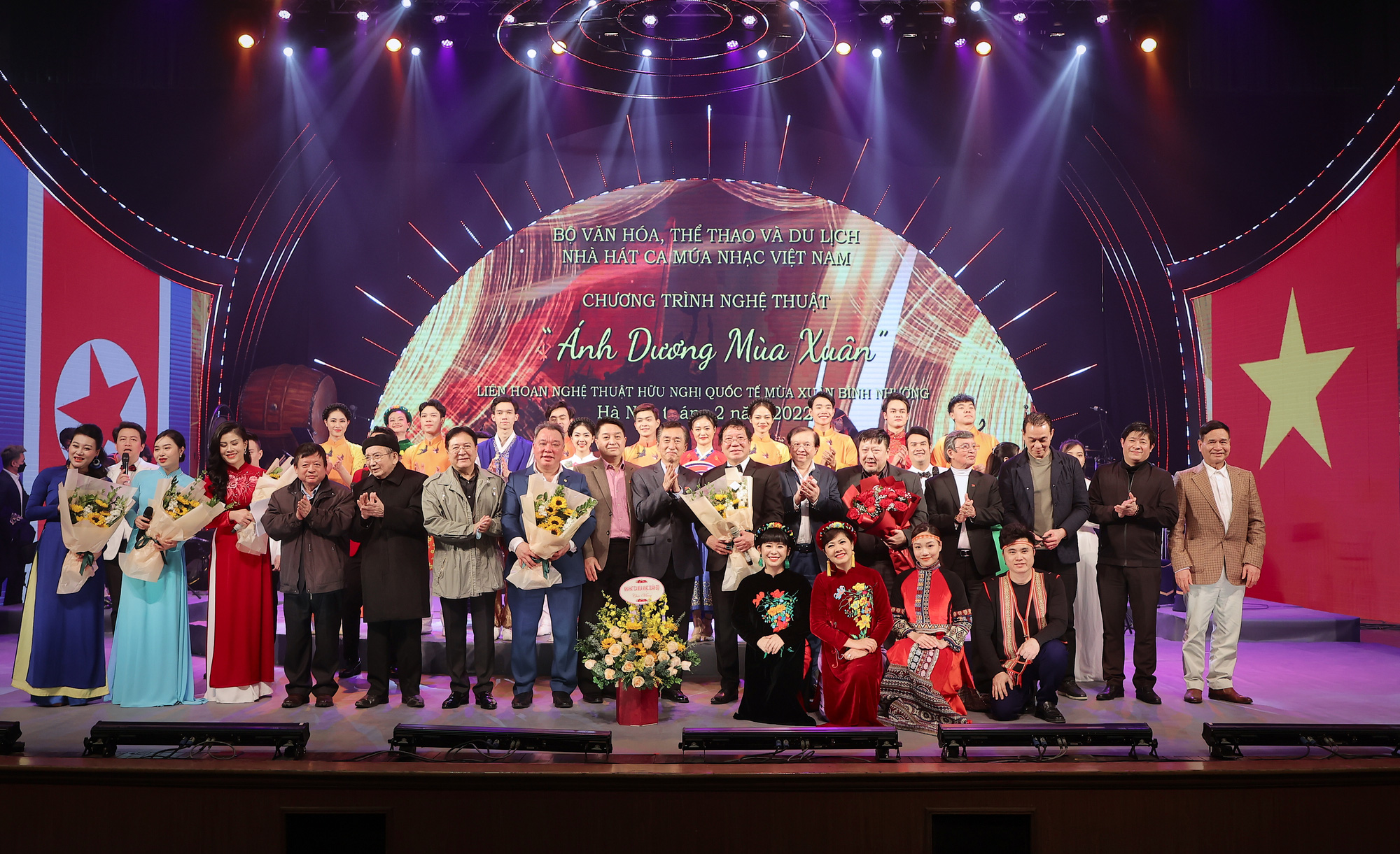 Chương trình nghệ thuật "Ánh Dương Mùa Xuân”: Ca ngợi tình hữu nghị đặc biệt giữa Việt Nam - Triều Tiên